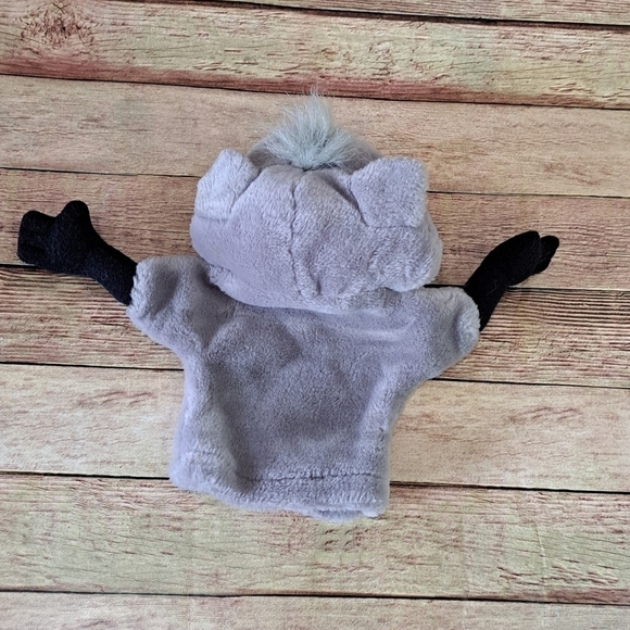 Vtg Disney 90's Pocahontas Meeko the Racoon Hand Puppet Mattel Gray Black Plush - Picture 8 of 13